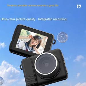 <span class=keywords><strong>Mini</strong></span> caméra numérique de poche 1080P HD avec écran LCD 2.0 pouces, lampe torche intégrée et support de batterie intégré pour la vie quotidienne, les vlogs, les réunions et l'enregistrement - Product Image 2