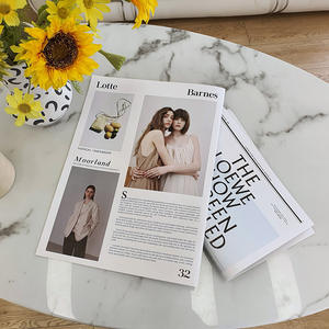 Papel de fondo fotográfico de diseño de periódico y revistas en inglés, adecuado para decoración de maquillaje - Product Image 3