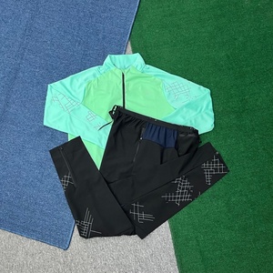 Ensemble de veste de course à manches longues respirante et à séchage rapide pour homme et pantalon de <span class=keywords><strong>sport</strong></span> pour l'entraînement en <span class=keywords><strong>salle</strong></span> et les sports de plein air, vente en gros - Product Image 3