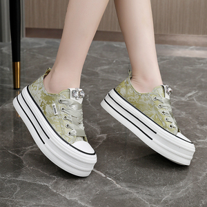 LYKU 2026 Tendance Mode Été Automne Chaussures Décontractées Sportives à Plateforme Rehaussante avec Strass pour Femmes et Étudiantes Fabriquées en Chine - Product Image 2