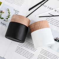Bouteille de diffuseur de roseau en verre de luxe noir mat blanc bouteille de bâton en verre vide de luxe pour diffuseur d'huile aromatique avec bouchon en bois