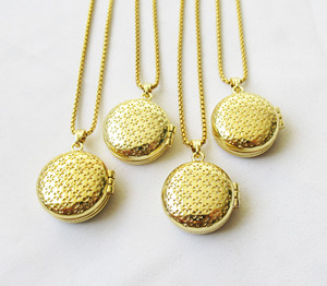 <span class=keywords><strong>Collana</strong></span> con Ciondolo Rotondo a Forma di Sole 19mm Placcato <span class=keywords><strong>Oro</strong></span> 14K con Smalto Catena in Acciaio Inox 40cm <span class=keywords><strong>Collana</strong></span> alla Moda - Product Image 3
