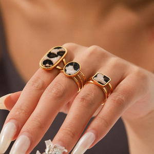 KITI Leopard Stof Accent Gouden Kleur Ringen PVD 18K Goud Verguld Roestvrij Staal Niet-Aanslaande Trend Ringen - Product Image 2