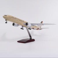 Modèle d'avion avec éclairage LED, affichage statique, objet de collection, Boeing 777-300ER, Etihad Airways, 47 cm, 1/160