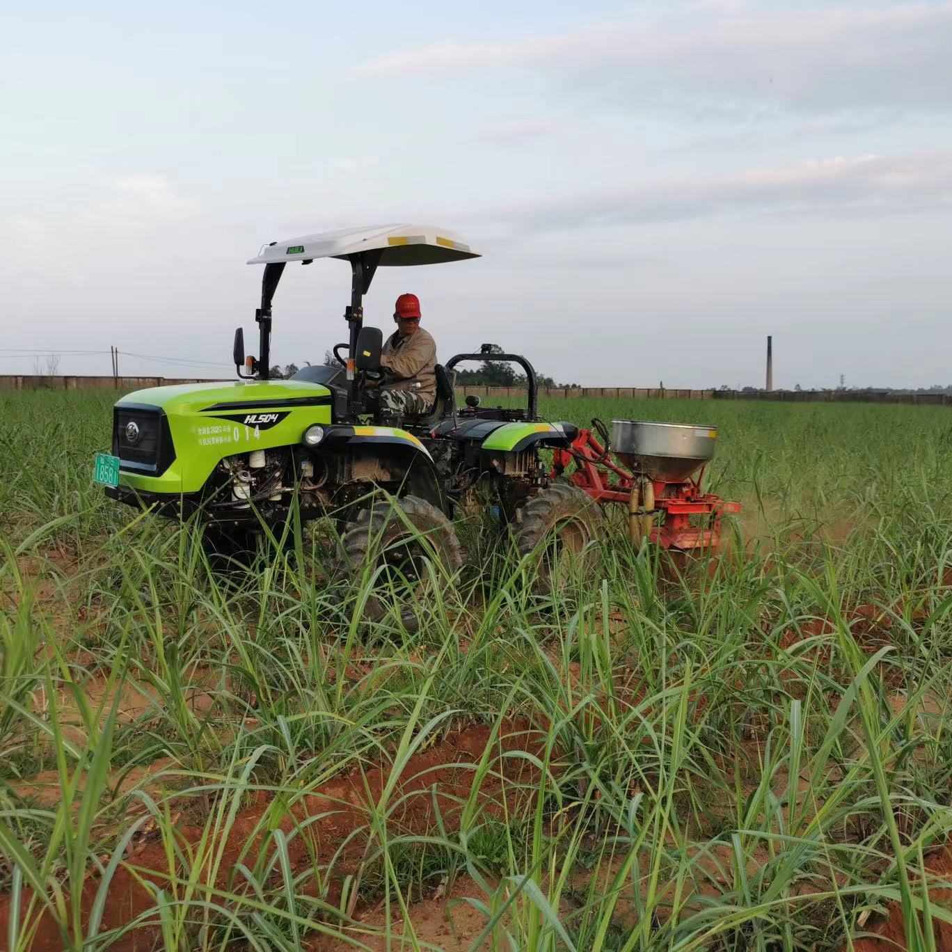 Lebih Mahal dari Kubota Widlrly Digunakan Tracteur Agricole 50Hp 4X4 4Wd Traktor Mini Pertanian Traktor Pertanian Pertanian Kecil Traktor Multifungsi