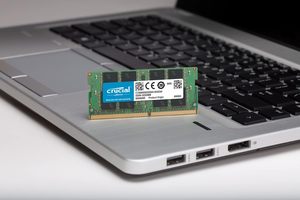 หน่วยความจำแล็ปท็อป 16GB DDR4 3200 MT/s (PC4-25600) CL22 DR X8 Unbuffered SODIMM 260-Pin รุ่น CT16G4SFD832A สำหรับอัปเกรด RAM แล็ปท็อป - Product Image 2