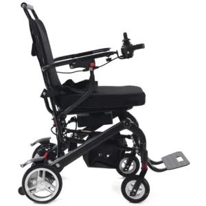 Ucuz yeni tasarım karbon fiber tekerlekli sandalye handcycle fot yaşlı hafif elektrikli taşınabilir motorlu tekerlekli sandalye