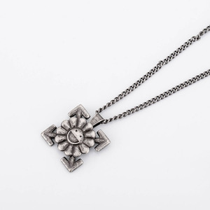 Yunnique-collar con colgante de cara sonriente de girasol, estilo Retro, creativo, de acero de titanio, joyería de moda Unisex - Product Image 4