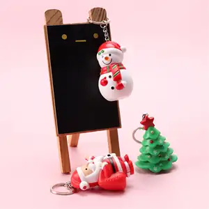 מותאם אישית חג המולד סנטה קלאוס איש השלג עץ 3d הוביל קול מתנות קידום מכירות הוביל keychains