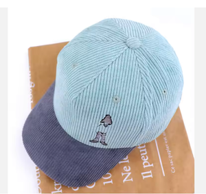 Casquette de baseball bicolore de haute qualité, casquette de baseball d'hiver personnalisée à 5 panneaux, casquette de baseball en velours côtelé brodée pour femme - Product Image 2