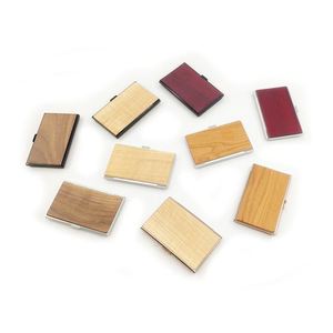 Set de Regalo Personalizado Grabado: Cuaderno de Cuero, Bolígrafo Metálico, Memoria USB, Botella, Llavero y Tarjetero para Regalos Corporativos con Marca - Product Image 3