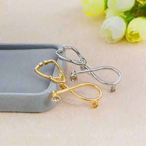 Toplu özel siyah kaplama film yumuşak yaka stetoskop emaye pimleri pirinç serigraf hediyeler için dijital baskı kesme Die - Product Image 4