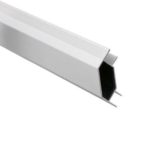 Surface rayée forme demi-lune 5.0mm fente barre en aluminium argenté angle en aluminium emballage flight case quincaillerie extrusions - Product Image 1