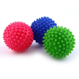 Balle de lavage en plastique durable conçue spécifiquement pour les machines à laver, élimine la saleté, empêche l'emmêlement, outil d'élimination des cheveux - Product Image 5