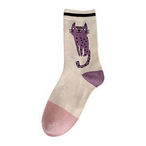 Jingwen OEM <span class=keywords><strong>Crazy</strong></span> Funny Imprimé Crew Chaussette pour hommes et femmes Respirant Tricoté Nouveauté Hip Hop Dog Lover Gift Cute Dog Pattern - Product Image 3