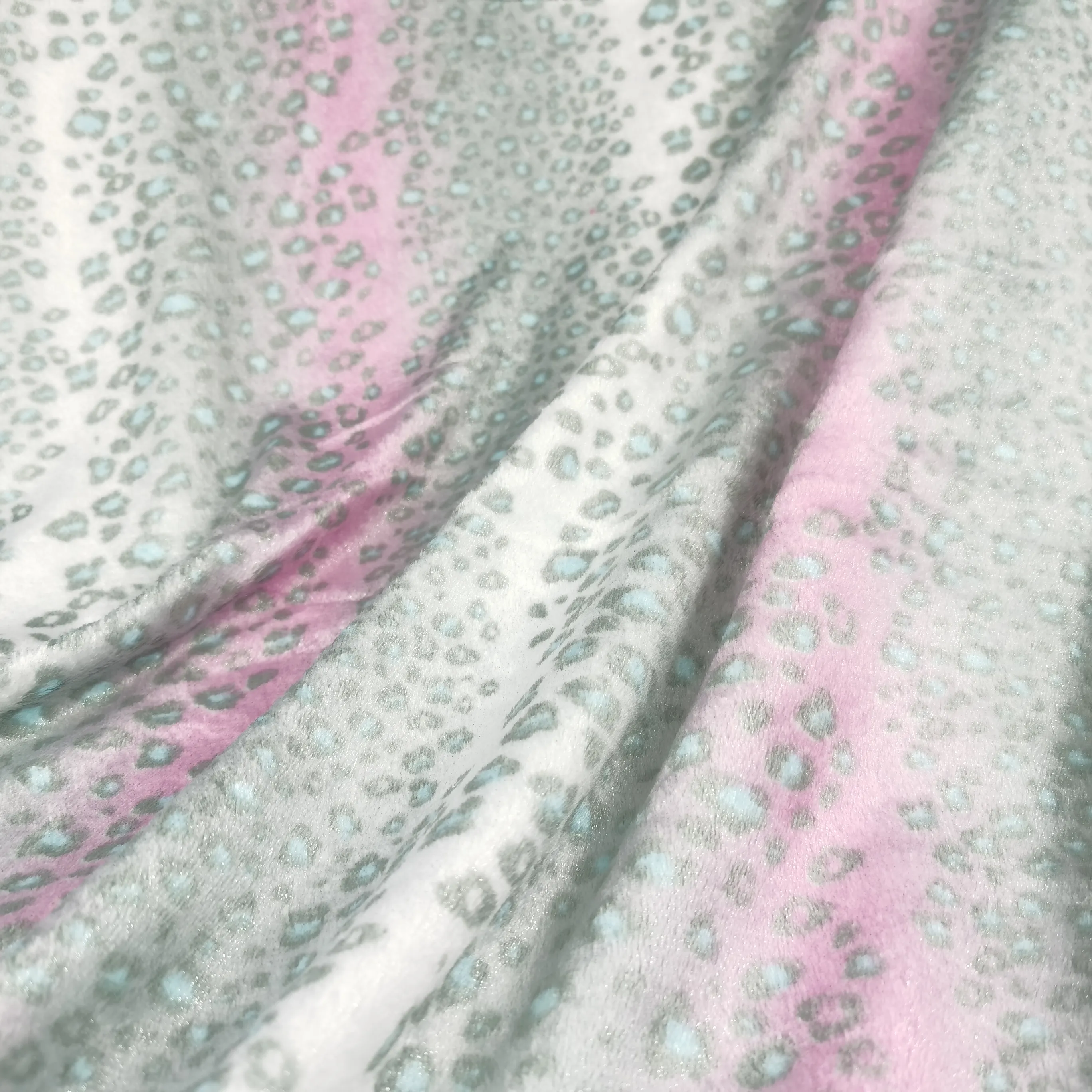 Tissu de flanelle personnalisé de haute qualité 100% polyester imprimé à chaud tissu de vêtements de nuit doux écologique
