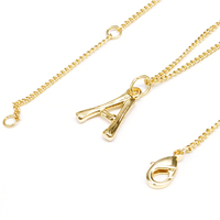 Collier avec pendentif en chaîne à maillons en laiton plaqué or avec 26 breloques lettres A B C D E F G H I J K L M N O P Q R S T U V W X Y Z