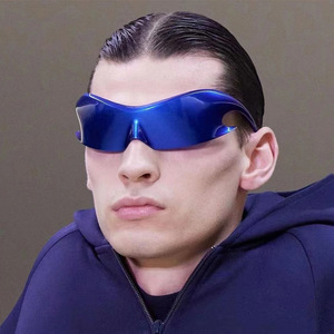 Lunettes de sport futuristes UV400 avec verres PC, protection solaire classe 2 pour hommes, cyclisme en extérieur, style tendance, design monobloc - Product Image 4