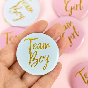 En gros Badges, Broches et Épingles Souvenirs Ronds Roses et Bleus pour Fête de Révélation du Sexe du Bébé - Product Image 3