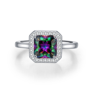 Anillo de plata de ley S925 con topacio místico arcoíris cuadrado, anillo llamativo con piedra preciosa que cambia de color para mujer - Product Image 1