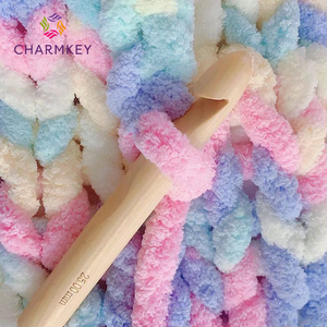 Vente en gros de fil tissé à la main de 2cm d'Islande chenille ligne de bricolage fil doux extra épais pour coussin - Product Image 5