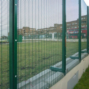 Malla de Alambre de Acero Galvanizado Termotratado Prime Way WL14 de 8 pies, Valla Duradera, Ecológica, Fácil de Montar, de Alta Seguridad - Product Image 4