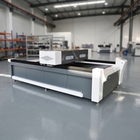 Machine CNC de type portique à haute rigidité refroidie par eau pour graveur/découpeur laser CO2 1325 avec prise en charge LAS/DXF pour la pierre et le caoutchouc