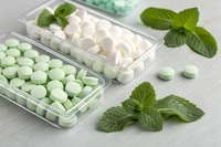 Private Label Fruit Flavored Sugar Free Vitamin C Mint Tablet Candy Fresh Breath in Bottle
