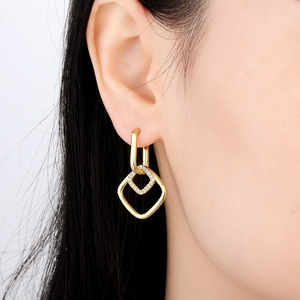 Pendientes/argollas cuadrados de doble capa de latón blanco, estilo francés, de alta gama, originales y de nicho, para mujer, ¡los más vendidos! - Product Image 5