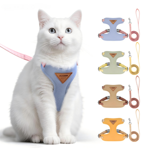 Ensemble laisse et <span class=keywords><strong>harnais</strong></span> pour animaux <span class=keywords><strong>de</strong></span> compagnie, doux, réglable, respirant, en maille, confortable, pour petits chats et chiots, logo personnalisé OEM - Product Image 1