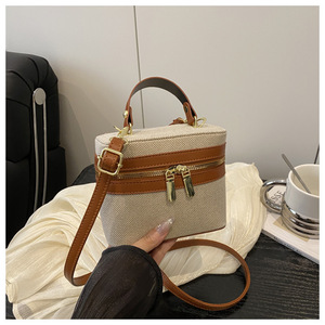 Nuevo Bolso de Hombro Cruzado para Mujer, Pequeño, Cuadrado, con Cremallera y Diseño de Empalme de Colores, Estilo Extranjero, Moderno y Portátil - Product Image 2