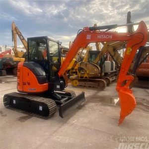 Miniexcavadora usada Hitachi zx55u ZX55 Excavadora hidráulica sobre orugas a la venta - Product Image 4