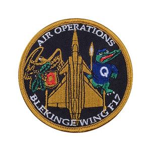 Mejor estilo <span class=keywords><strong>de</strong></span> moda Venta caliente logotipo personalizado coser <span class=keywords><strong>en</strong></span> hierro <span class=keywords><strong>en</strong></span> parche bordado <span class=keywords><strong>de</strong></span> sarga para <span class=keywords><strong>ropa</strong></span> - Product Image 1