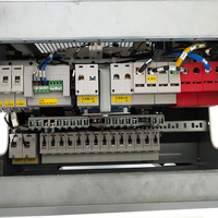 Système d'alimentation Emerson/Vertiv 9U 200A NetSure701A41-S10 avec redresseur R48-2900U et module de surveillance M221S