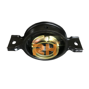 RUIHUI Coussinet central d'<span class=keywords><strong>arbre</strong></span> <span class=keywords><strong>de</strong></span> <span class=keywords><strong>transmission</strong></span> en caoutchouc, taille standard OEM, compatible <span class=keywords><strong>Audi</strong></span> <span class=keywords><strong>Q7</strong></span> 1000008900022 7L0521102 - Product Image 4