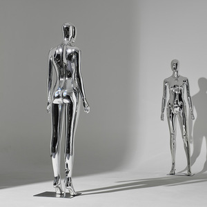 Mannequin Femme <span class=keywords><strong>Grande</strong></span> <span class=keywords><strong>Taille</strong></span> Corps Entier Chromé Électroplaqué, Mannequin Femme aux Courbes Prononcées et Poitrine Généreuse, Présentation Éblouissante - Product Image 3