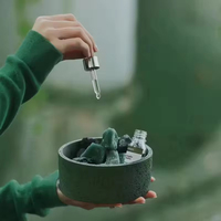 En gros, Pot diffuseur en ciment texturé avec couvercle, Kit diffuseur à bâtonnets avec pierre de cristal de roche naturelle parfumée, Meilleur parfum d'ambiance Wabi