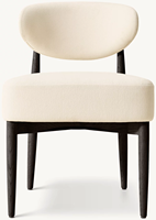 Chaise d'appoint de luxe de style mid-century, rembourrée en tissu, dossier profilé, coussin épais, pieds fins en chêne, support en métal, chaise de salle à manger