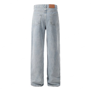 Jeans décontractés taille haute pour femmes, style vintage, bleu délavé, coupe ample, avec sequins, vente en gros - Product Image 3