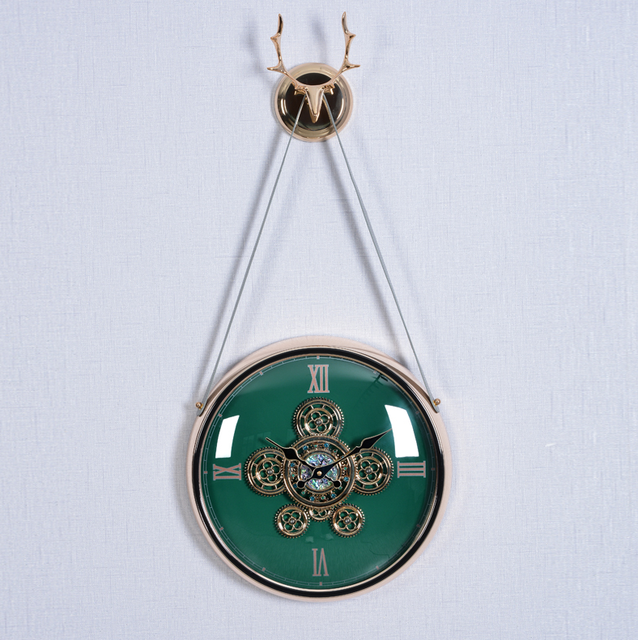 Retro Mechanical Gear Deer Head Hanging Wall Clock Roman Numeral Industrial Wall Clock for Cafe Bar