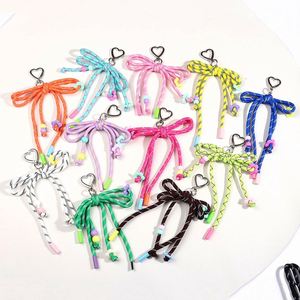 Lindo llavero de corazón de punto estilo Y2K de dibujos animados, colgante de cuerda hecho a mano para teléfono, regalo con estilo - Product Image 1