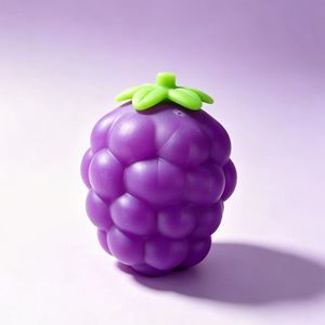 Jouet anti-stress en forme de fruit, jouet de simulation pour la relaxation, jouet à presser en forme de fruit, jouet fantaisie - Product Image 2