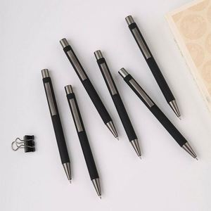 Stylo bille personnalisé en métal avec logo, noir mat, pour cadeaux d'entreprise, bureau et événements promotionnels - Product Image 3