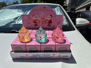 Nouveauté Noël : Jouet Squishy Anti-Stress Gâteau Rouge Orange Vert en TPR et Maltose, Jouet à Presser Likewinner, en Boîte, 14+ Ans - Product Image 4
