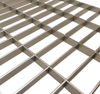 Grille antidérapante dentelée en acier inoxydable - Surface de sécurité pour rampes de garage et passerelles piétonnes