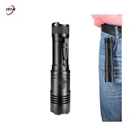 Lampe torche LED rechargeable OEM SST-40 2200 lumens en alliage d'aluminium, portée 500m, faisceau étroit blanc, étanche IP66, 70000 Lux 20W