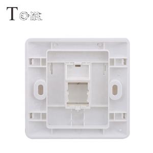 TOM MB-20-01 CAT6 <span class=keywords><strong>RJ45</strong></span> prise Murale Non Blindé Faceplate - Product Image 6