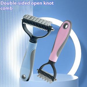 <span class=keywords><strong>Brosse</strong></span> de démêlage double face pour chiens TPR Poignée antidérapante Détachable Épilation rapide Couteaux en acier inoxydable sûrs - Product Image 2