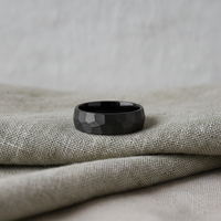 Bague en tungstène martelée OEM d'usine pour homme – Marque de bagues en tungstène
