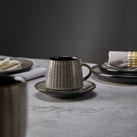 Service de table de luxe en céramique style rayé en laine européenne, avec tasses à café et assiettes en porcelaine émaillée, pour restaurants et hôtels